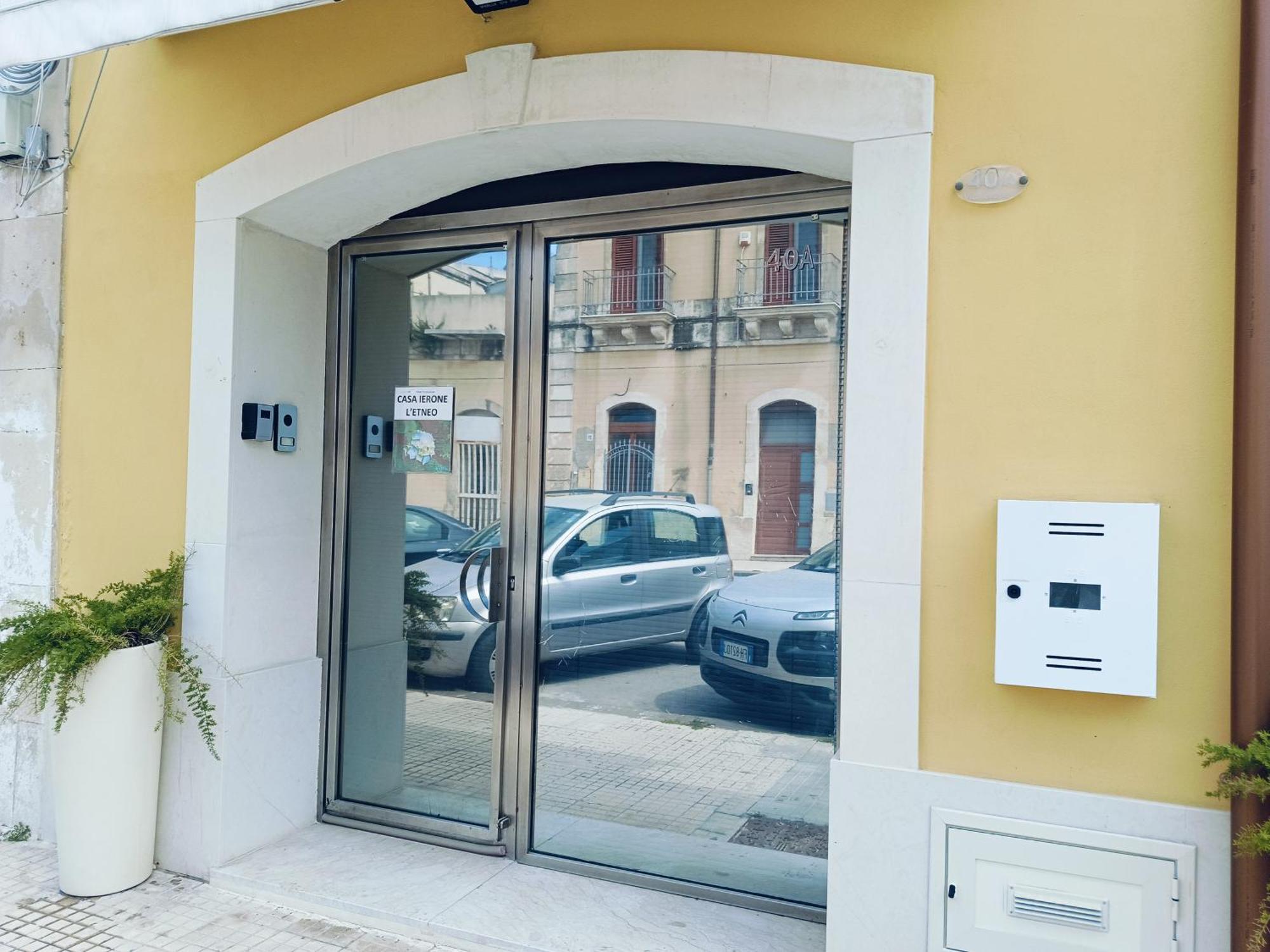 Casa Ierone L'Etneo Apartman Szirakúza Kültér fotó